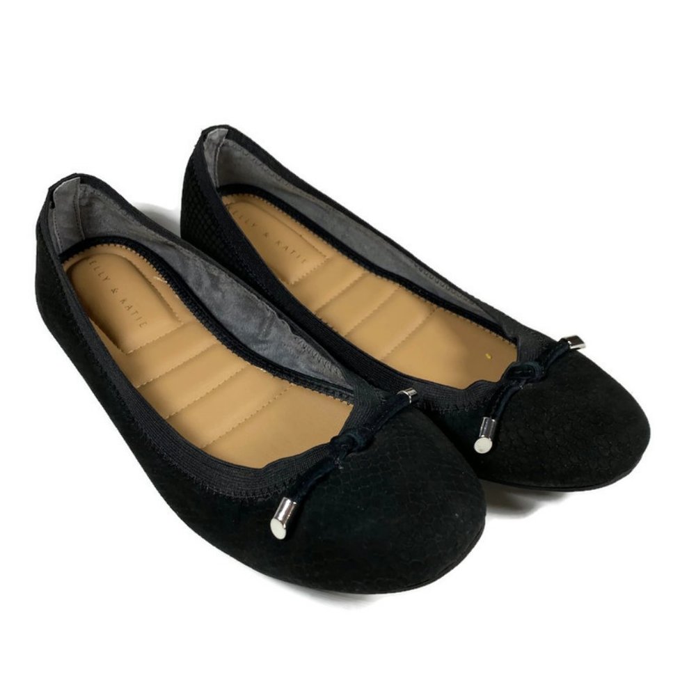 Kelly & Katie Womens Black Ballet Flats